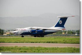 Candid Il-76TD SilkWay-Douchanbe-21avr2008-DSC_0004.jpg